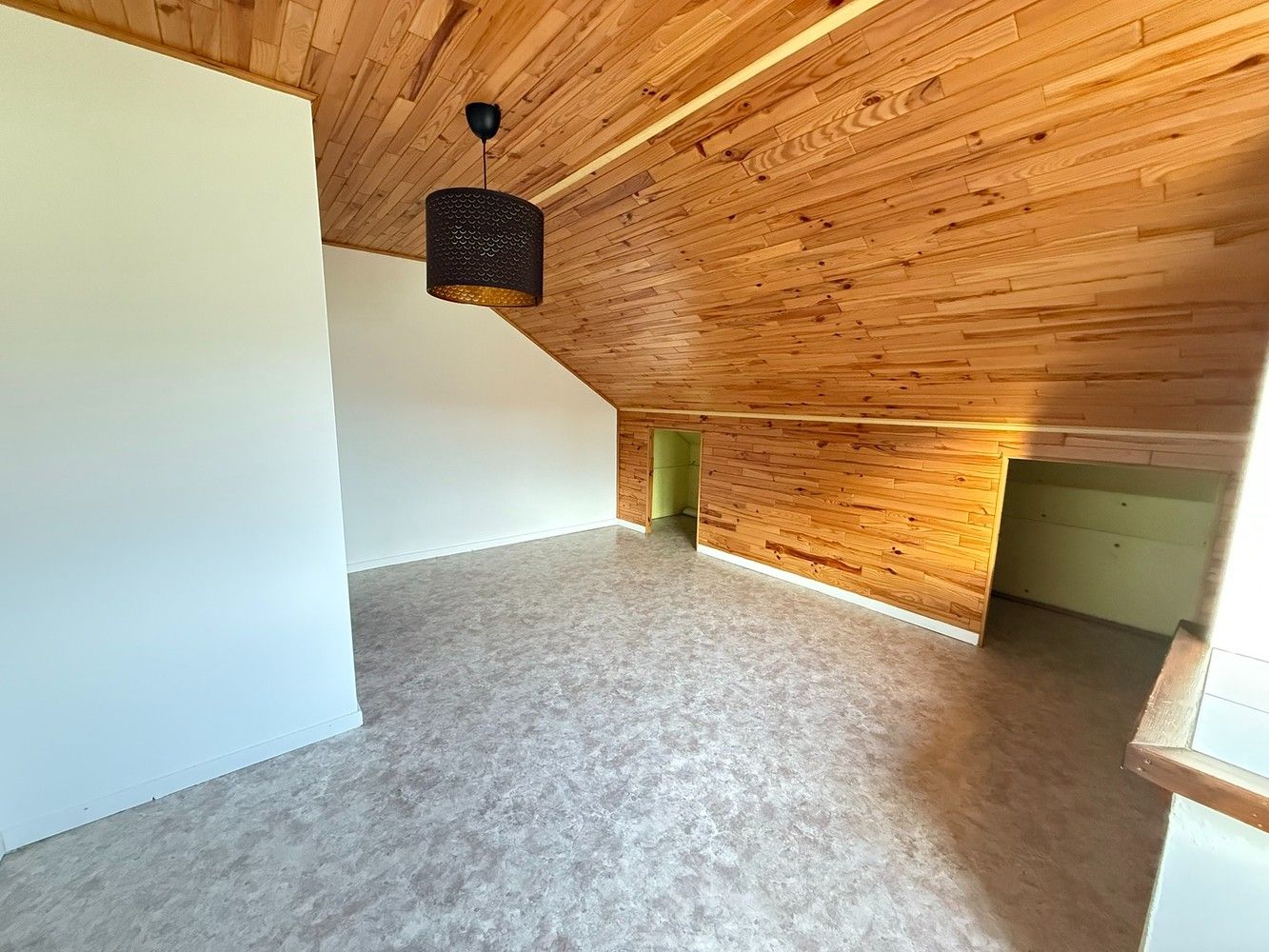 Charmante halfopen bebouwing met 2 slaapkamers foto 7