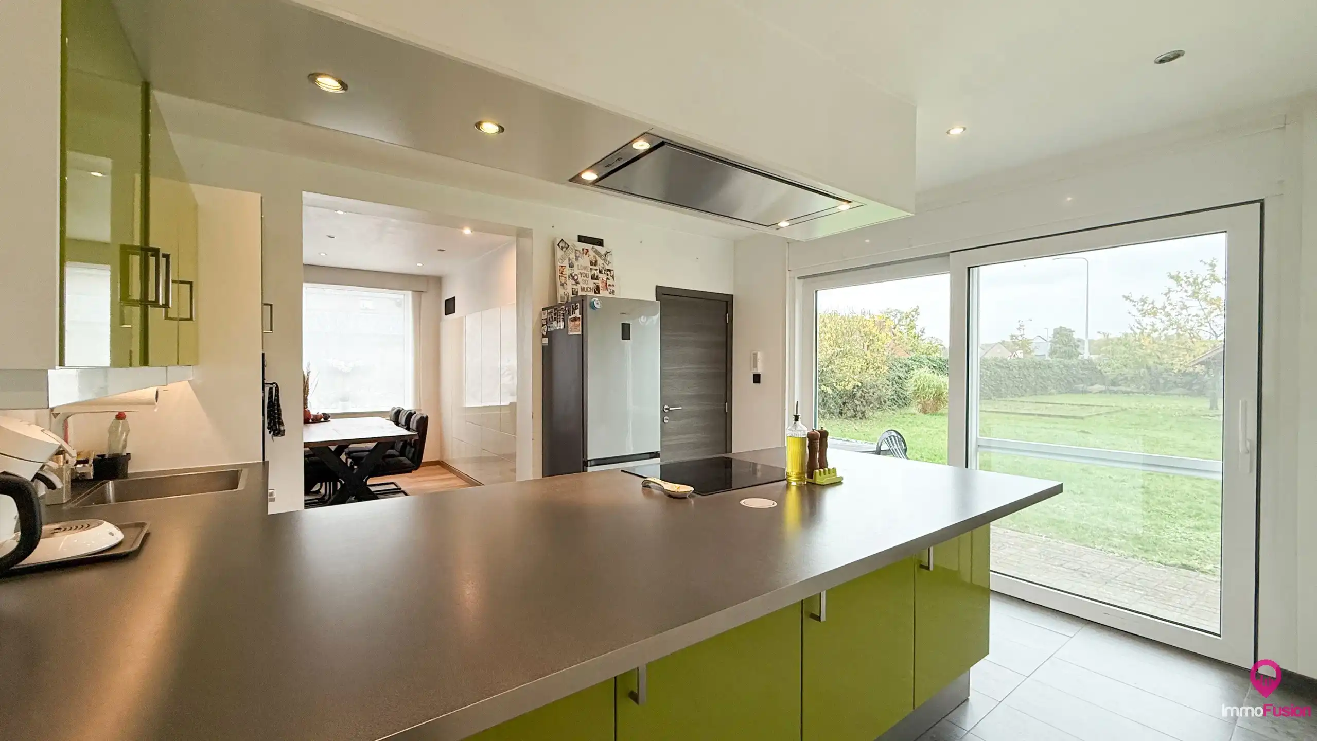 Instapklare open bebouwing met 4slpks op perceel van 10are! foto 11