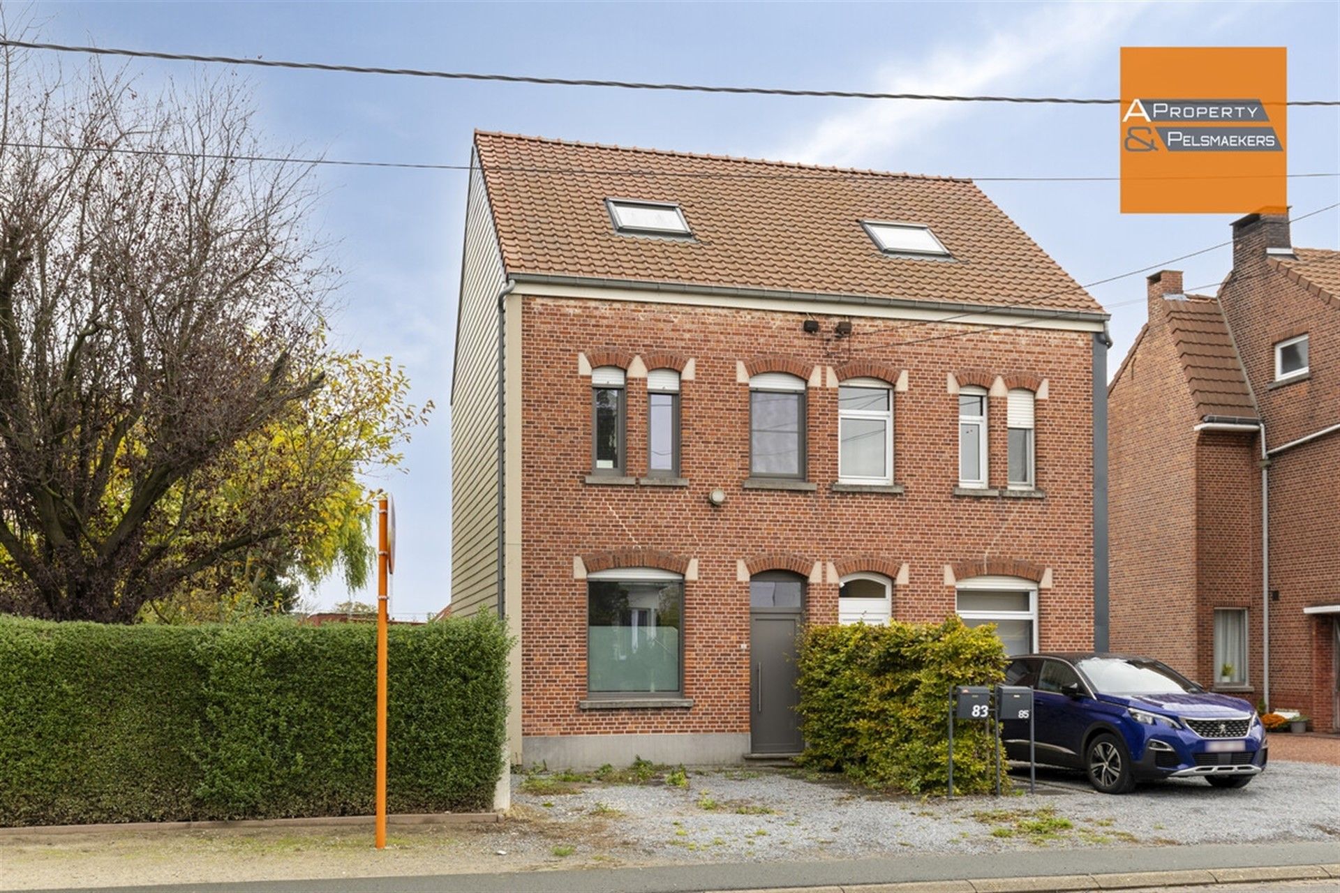 Huis foto {{pictureIndex}}