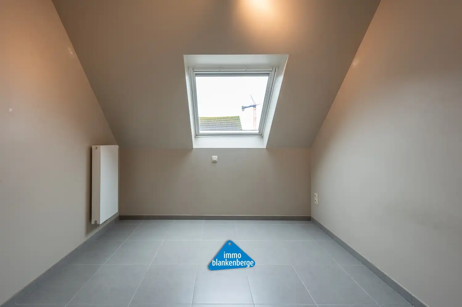 Recent zeer ruim duplex appartement in Uitkerke foto 17