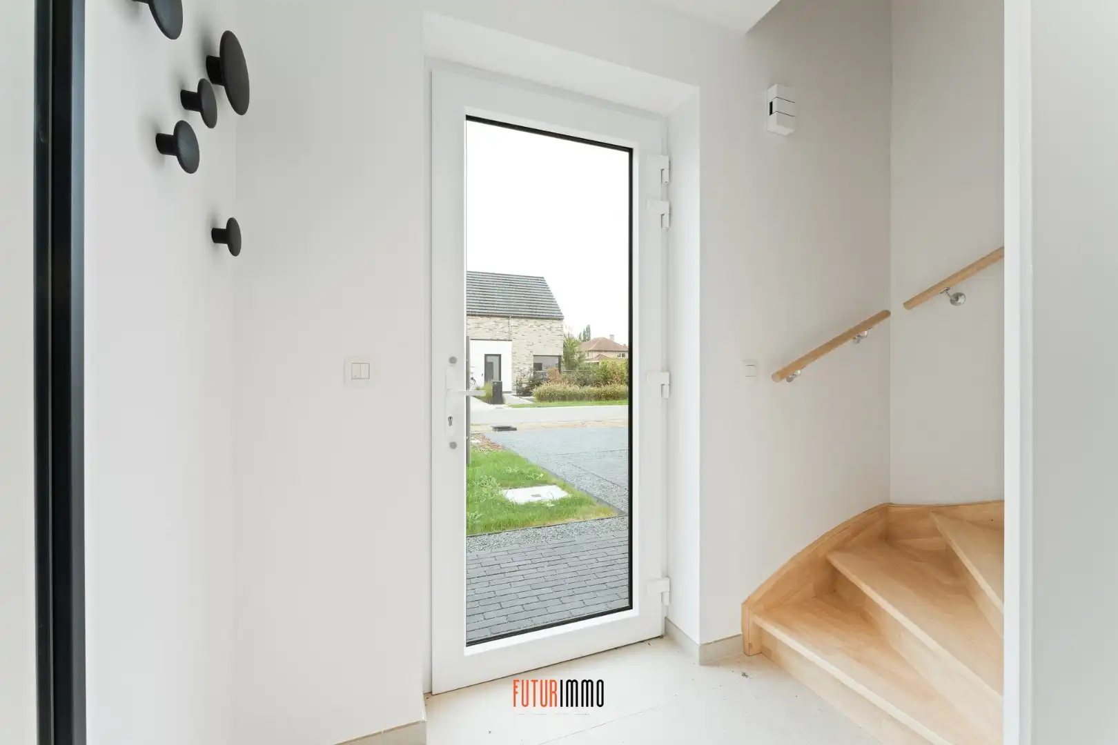 Nieuwbouwwoning met garage foto 14