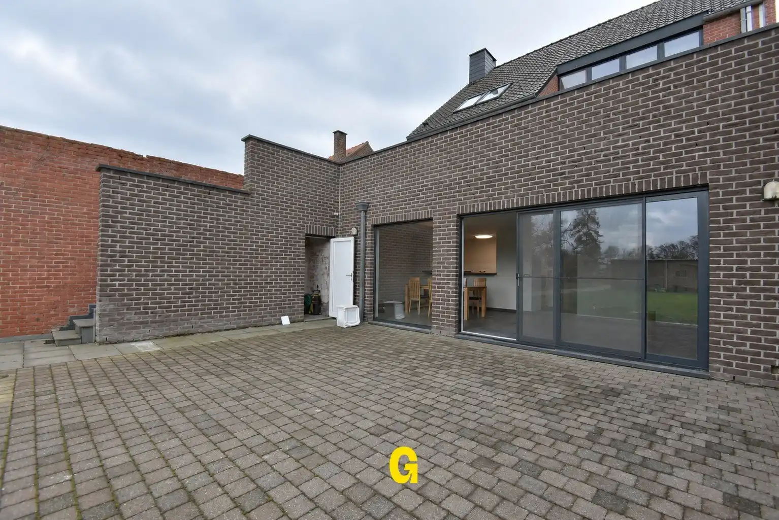 Ruim en degelijk gelijkvloersappartement met groot terras en tuintje   foto 18
