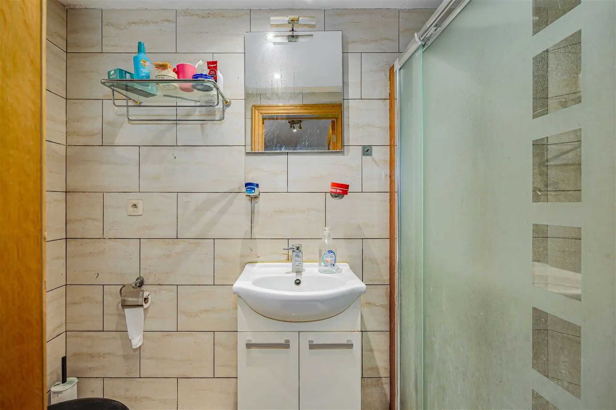 Woning met koer thans ingedeeld in 2 appt foto 14