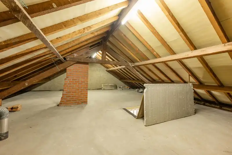 Kloeke te renoveren stadswoning met 4 slaapkamers, inpandige garage in centrum Kortrijk TE KOOP foto 20