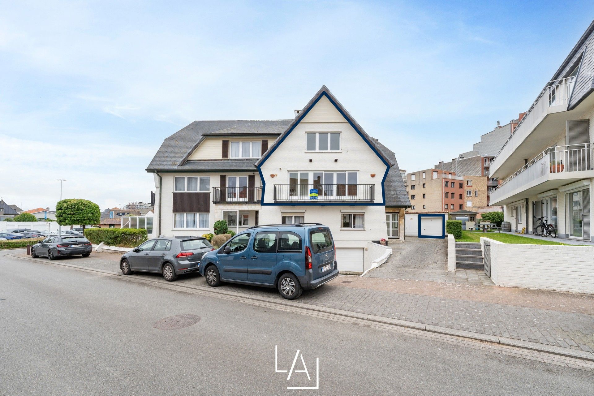 Duplex appartement met 2 slaapkamers, Westende-Bad. foto {{pictureIndex}}