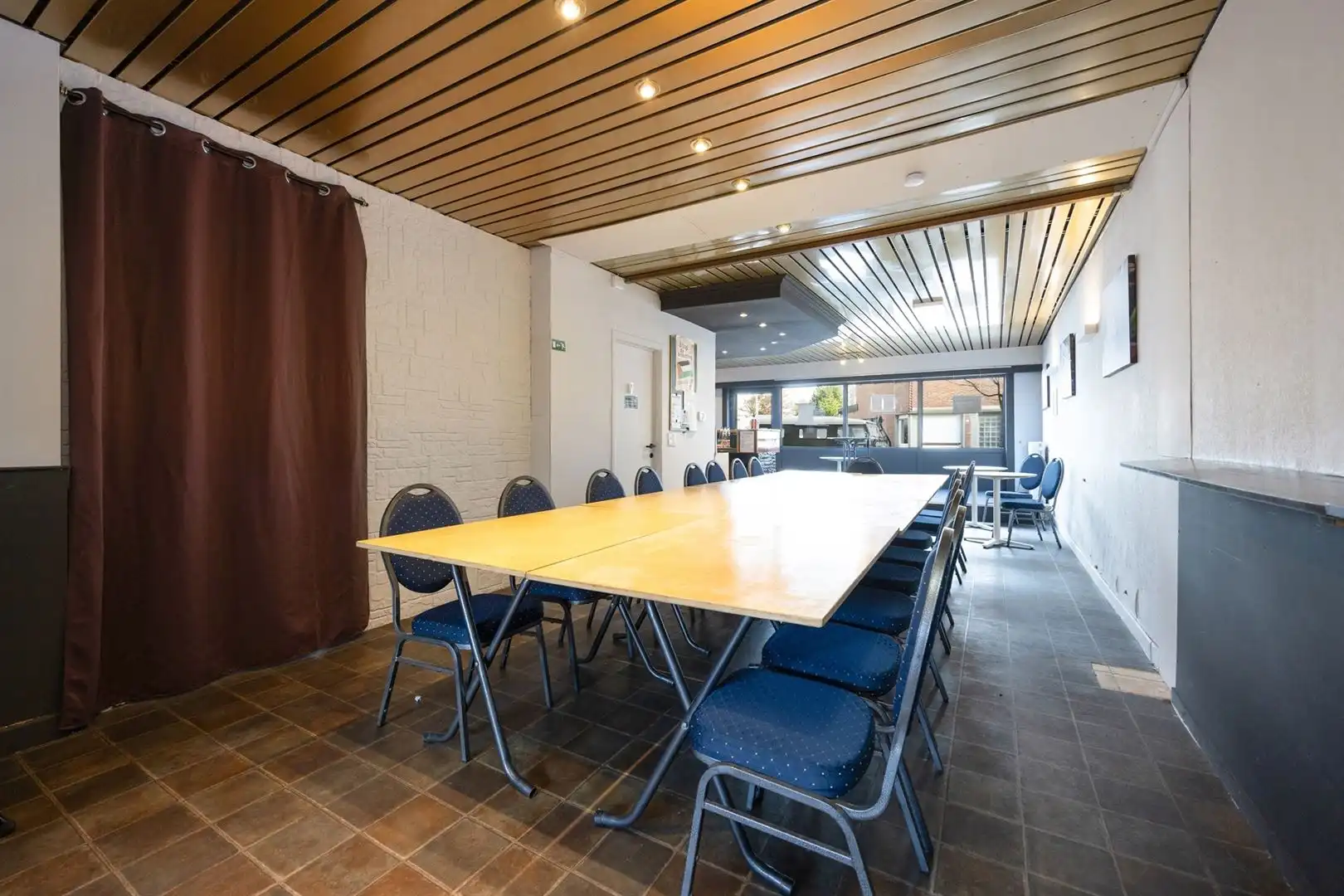 Multifunctioneel gelijkvloers kantoor/praktijkruimte foto 11