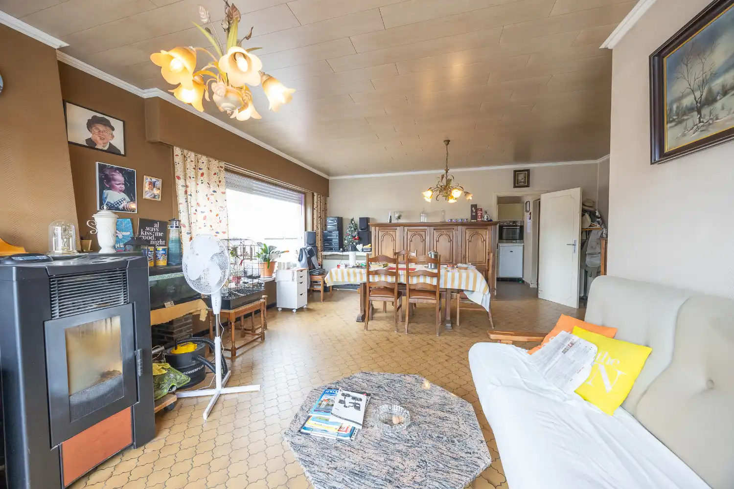 Te renoveren halfopen woning met veel potentieel foto 7
