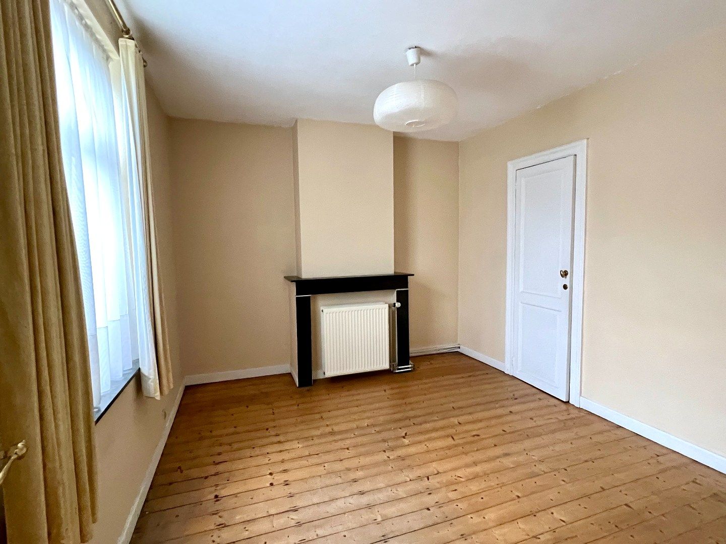 Studentenkamers of co-housing te huur pal aan de grote markt te Kortrijk foto 20