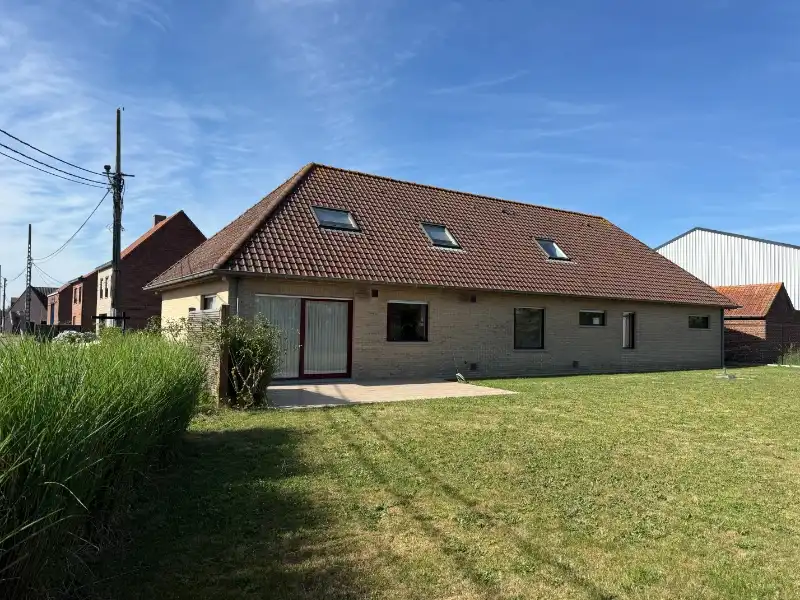 Ruime villa op een landelijke perceel met een oppervlakte van 940m² ! foto 32