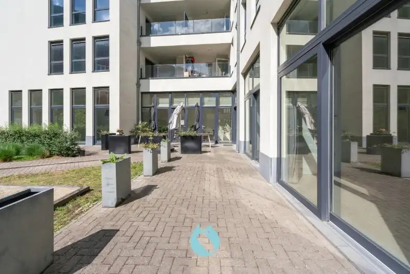 Gelijkvloerse serviceflat met privaat terras foto 10