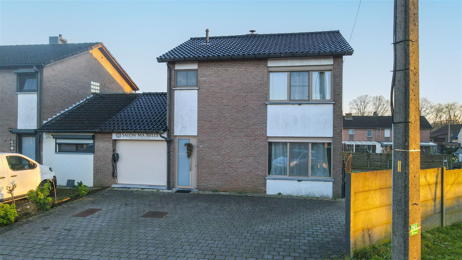 Huis foto {{pictureIndex}}