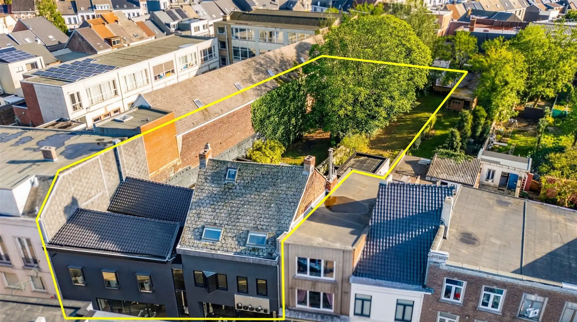 Prachtig winkelpand met duplex op groot perceel foto 29