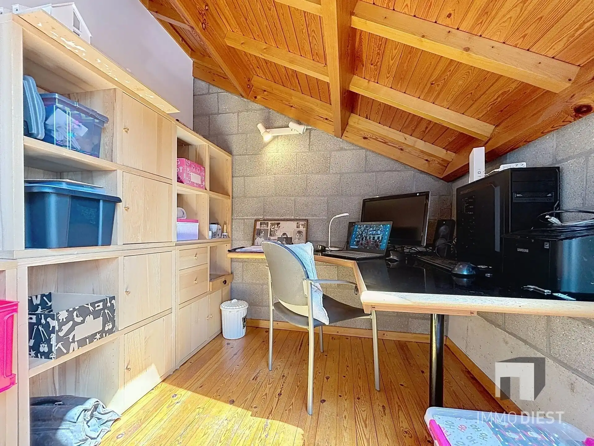 Bijzondere woning, lichtrijk, open en 3 slaapkamers foto 41