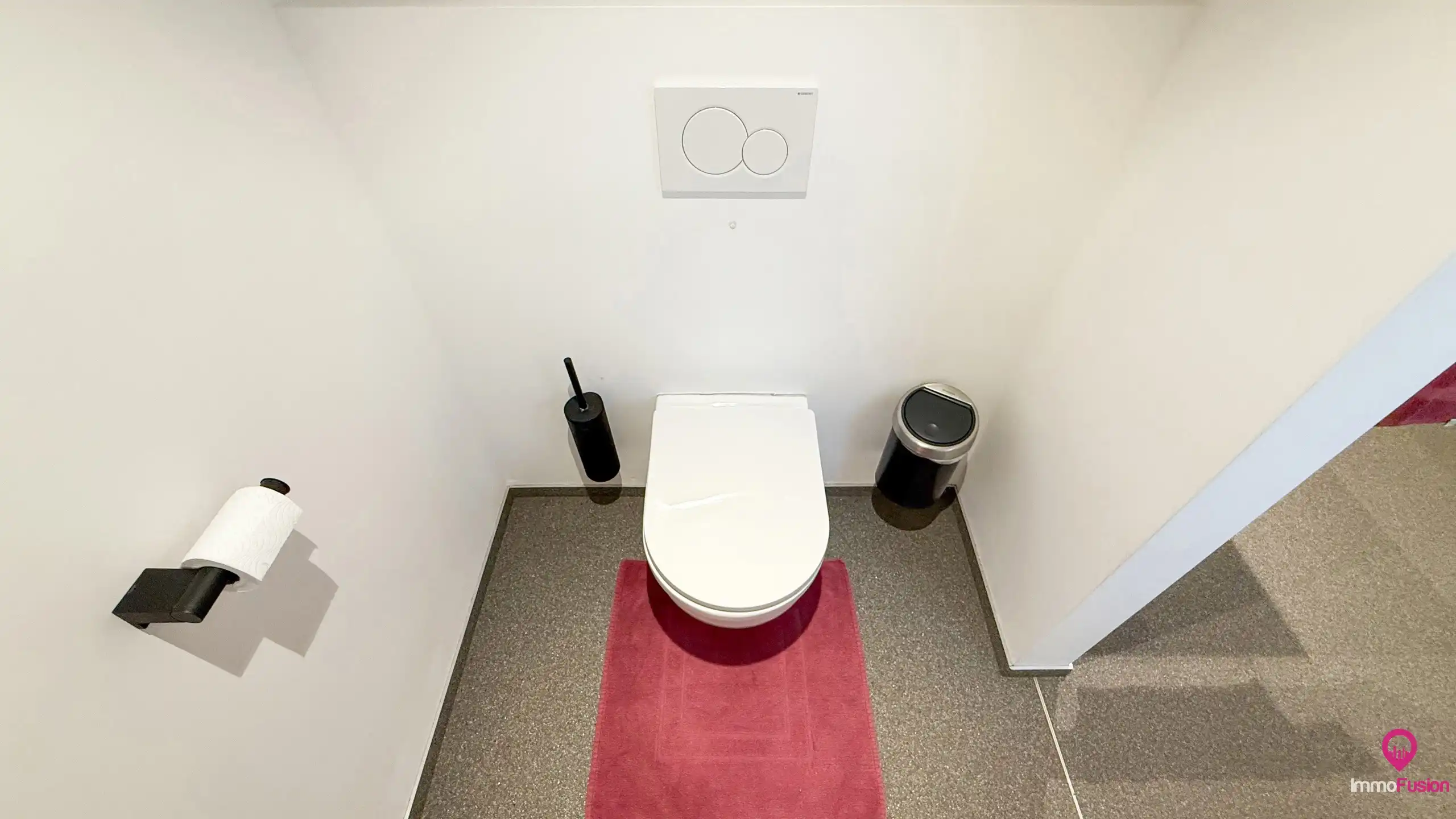 Gerenoveerde woning met veel ruimte en 6 slaapkamers! foto 17