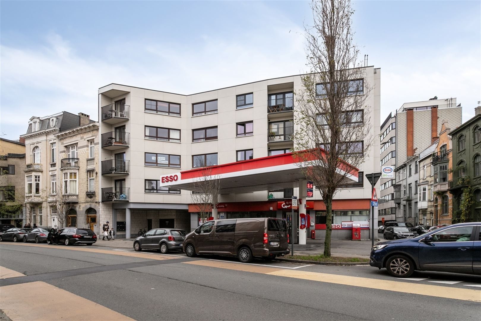 Ruim 2 slaapkamer appartement met balkon. foto 15