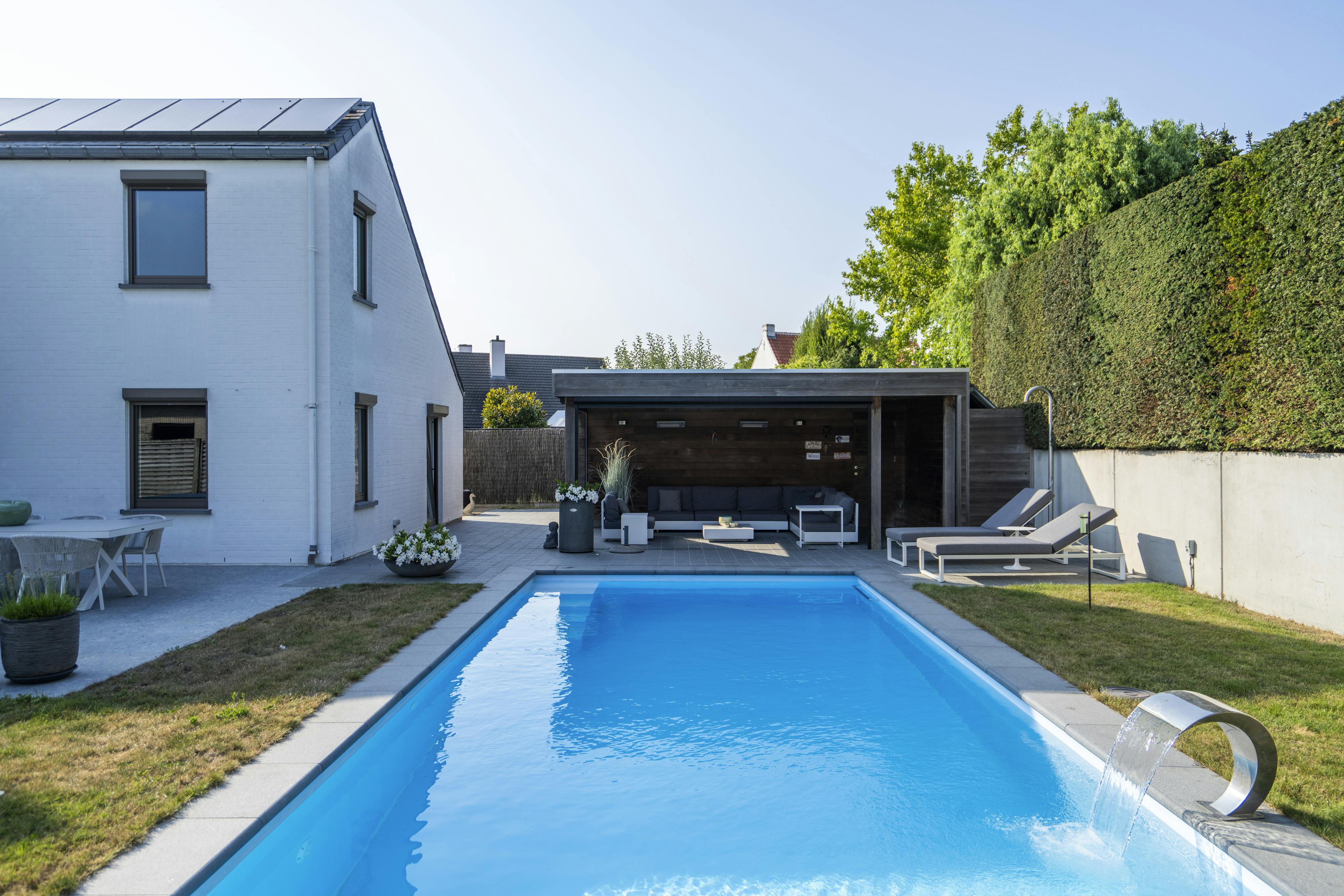 Energiezuinige instapklare villa met zwembad en poolhouse foto 5