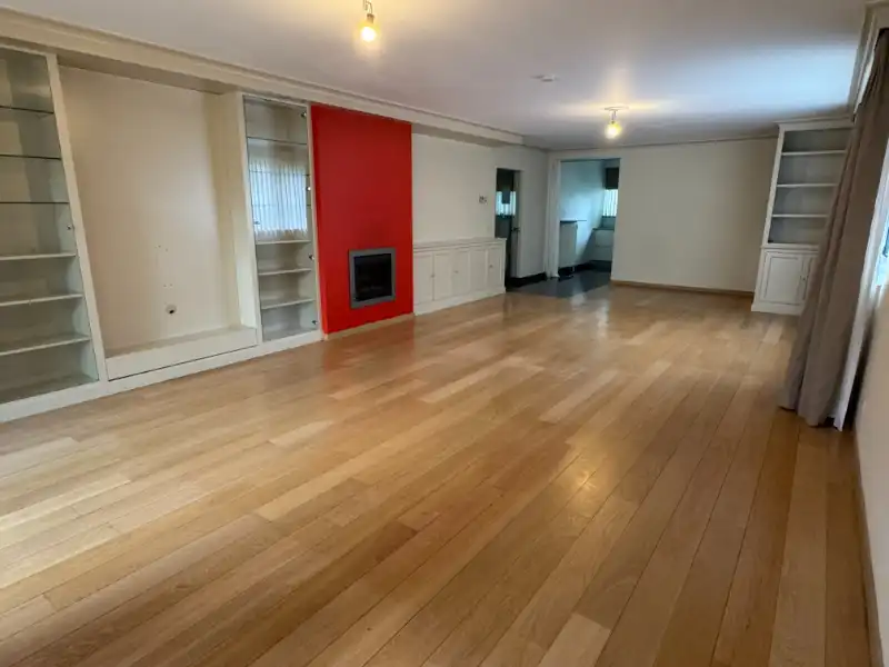 Gelijkvloers appartement met 2 slaapkamers foto 9