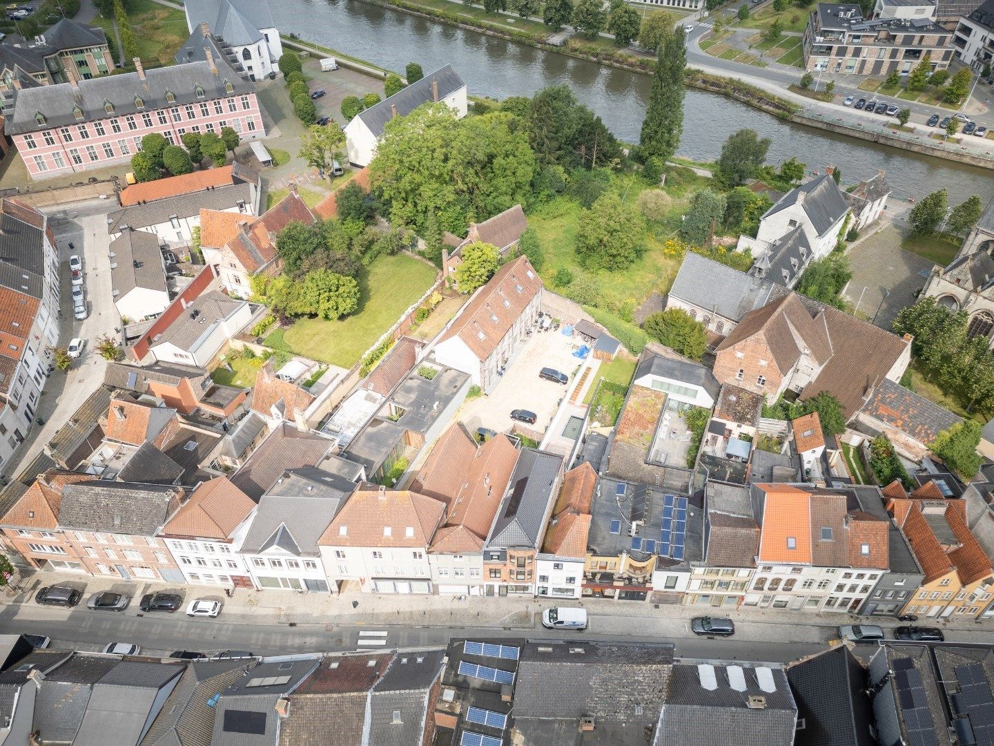 Gerenoveerd herenhuis nabij de Schelde foto 2