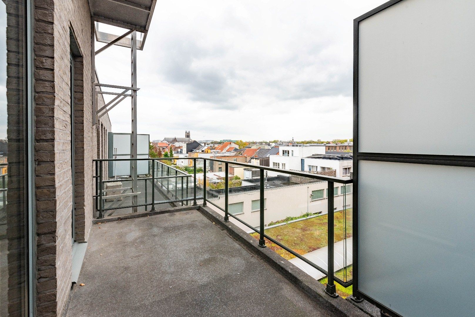 Mooi appartement met 2 slk en terras foto 10
