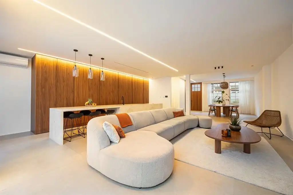 Stijlvol gerenoveerd herenhuis (EPC A) met parkeermogelijkheid foto 9