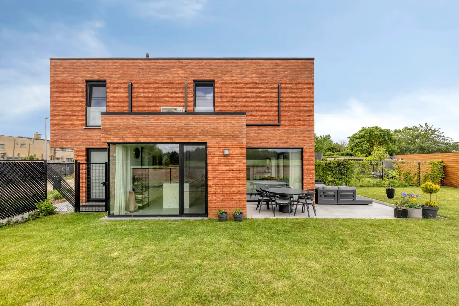 INSTAPKLARE ENERGIEZUINIGE WONING OP EEN RUSTIGE LOCATIE foto 23