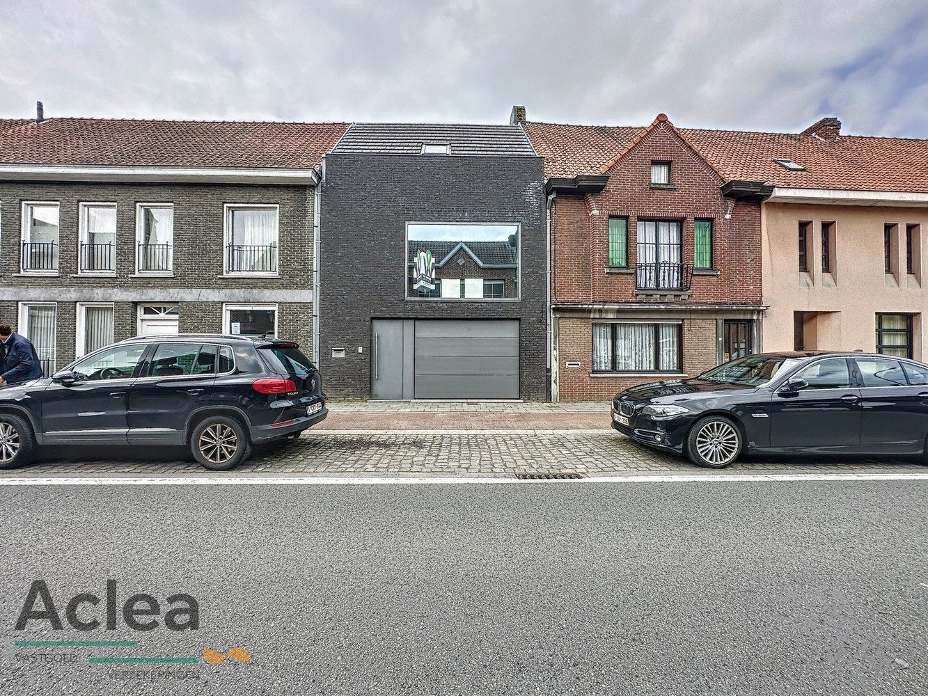 Bel-etage woning te huur foto {{pictureIndex}}