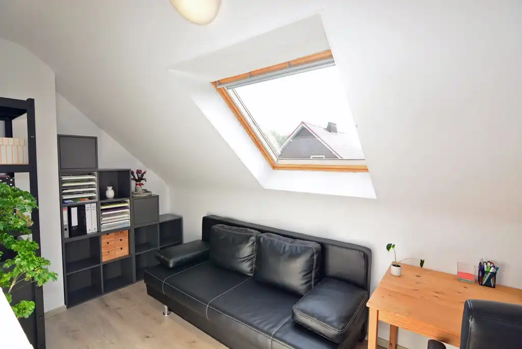 Energiezuinig duplex-appartement met 2 slpk, terras en carport met berging. foto 24