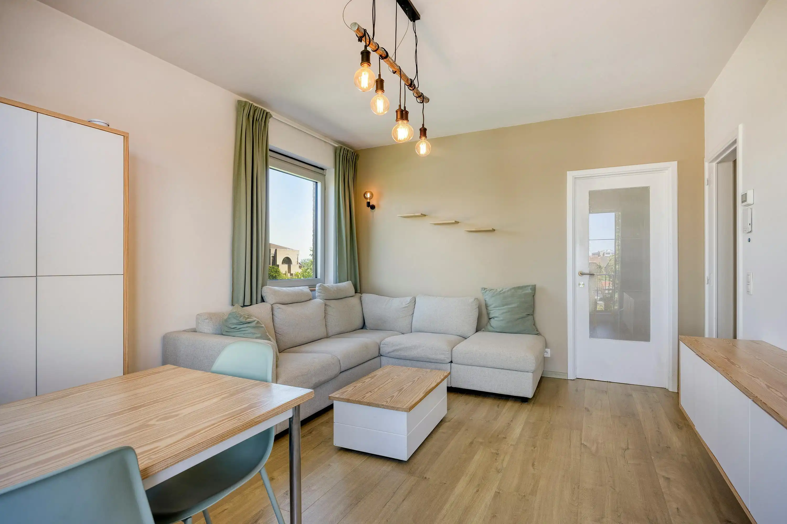 Instapklaar appartement met garagebox op toplocatie in Hasselt foto 4