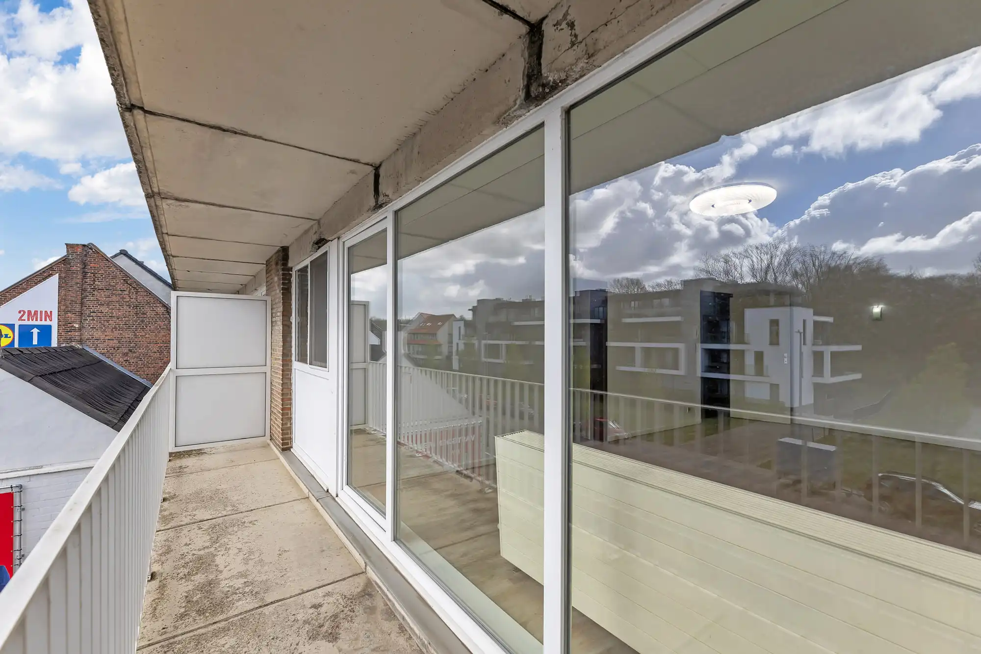 Opbrengsteigendom met 5 entiteiten en garageboxen in Aalst foto 7