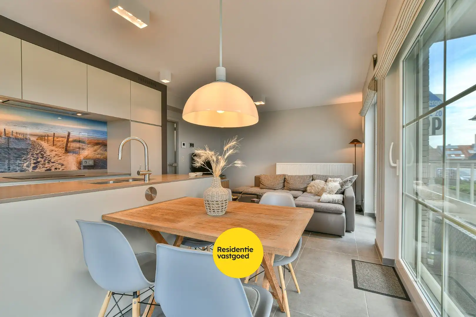 Gelijkvloers 2-slaapkamerappartement met tuin op toplocatie vlakbij de zee!  foto 21