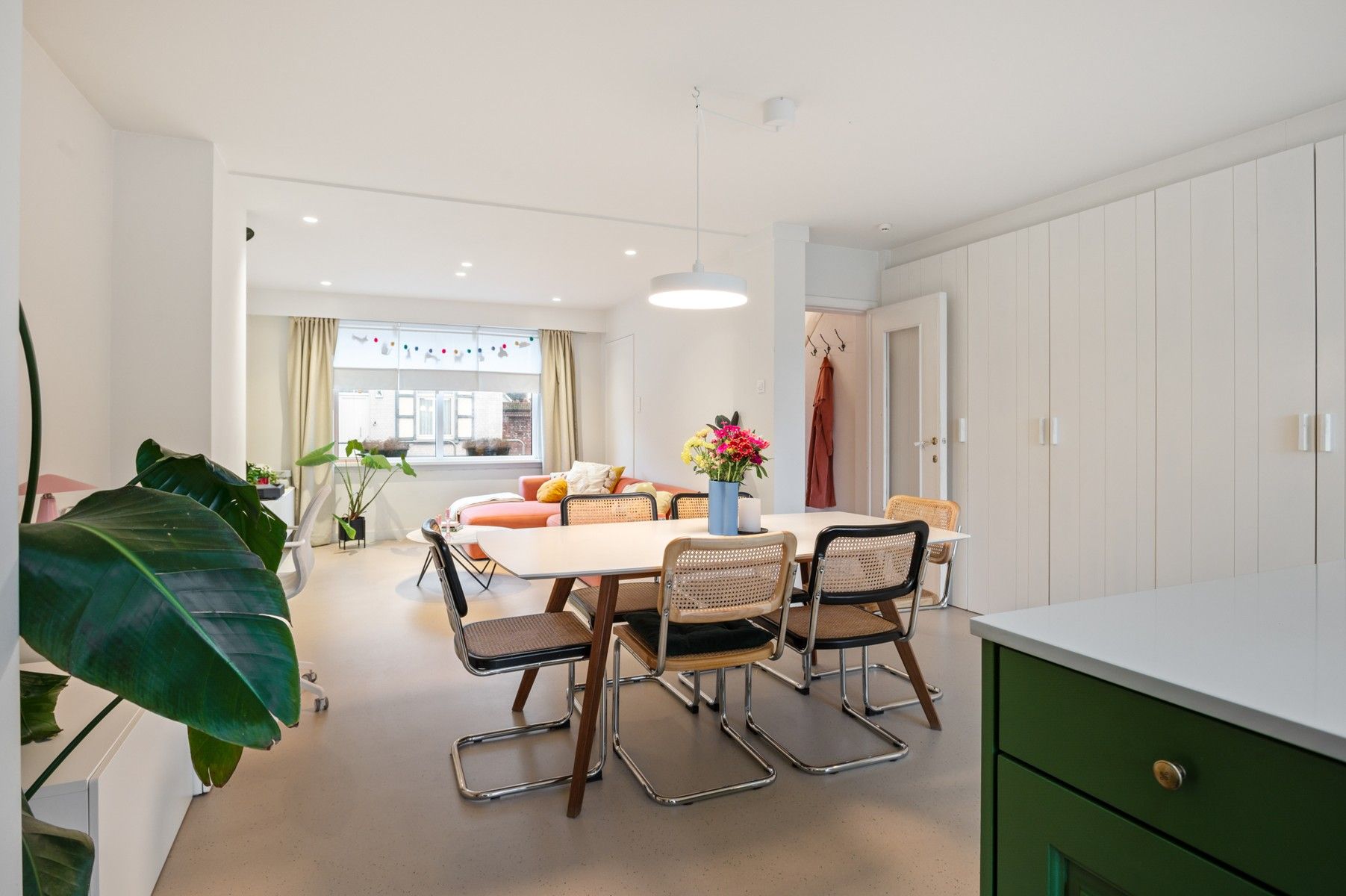 Instapklaar wonen in een recent gerenoveerde woning foto 6