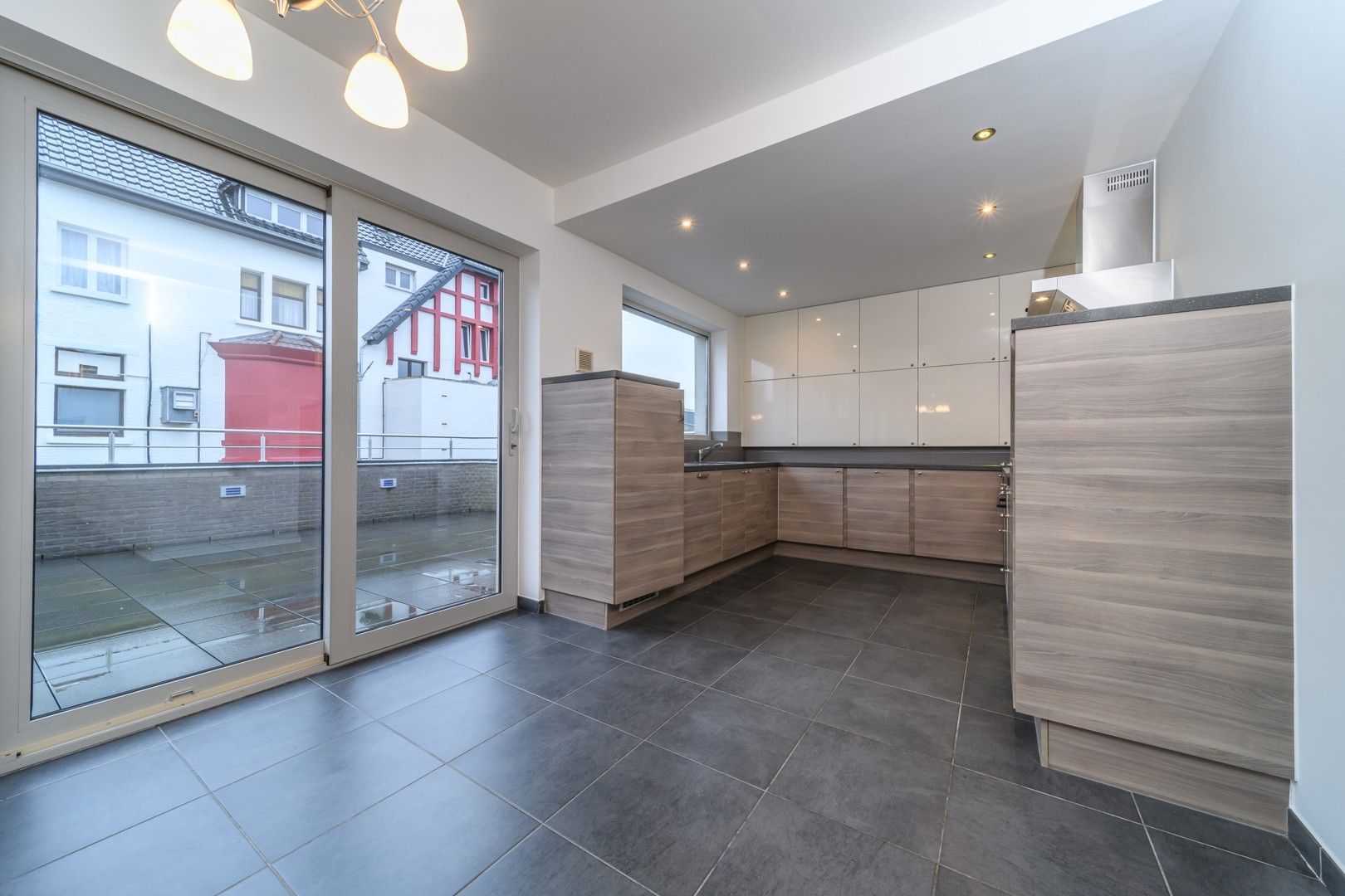 Prachtig loftappartement met 3 slaapkamers op zeer centrale locatie te Geraardsbergen foto 7