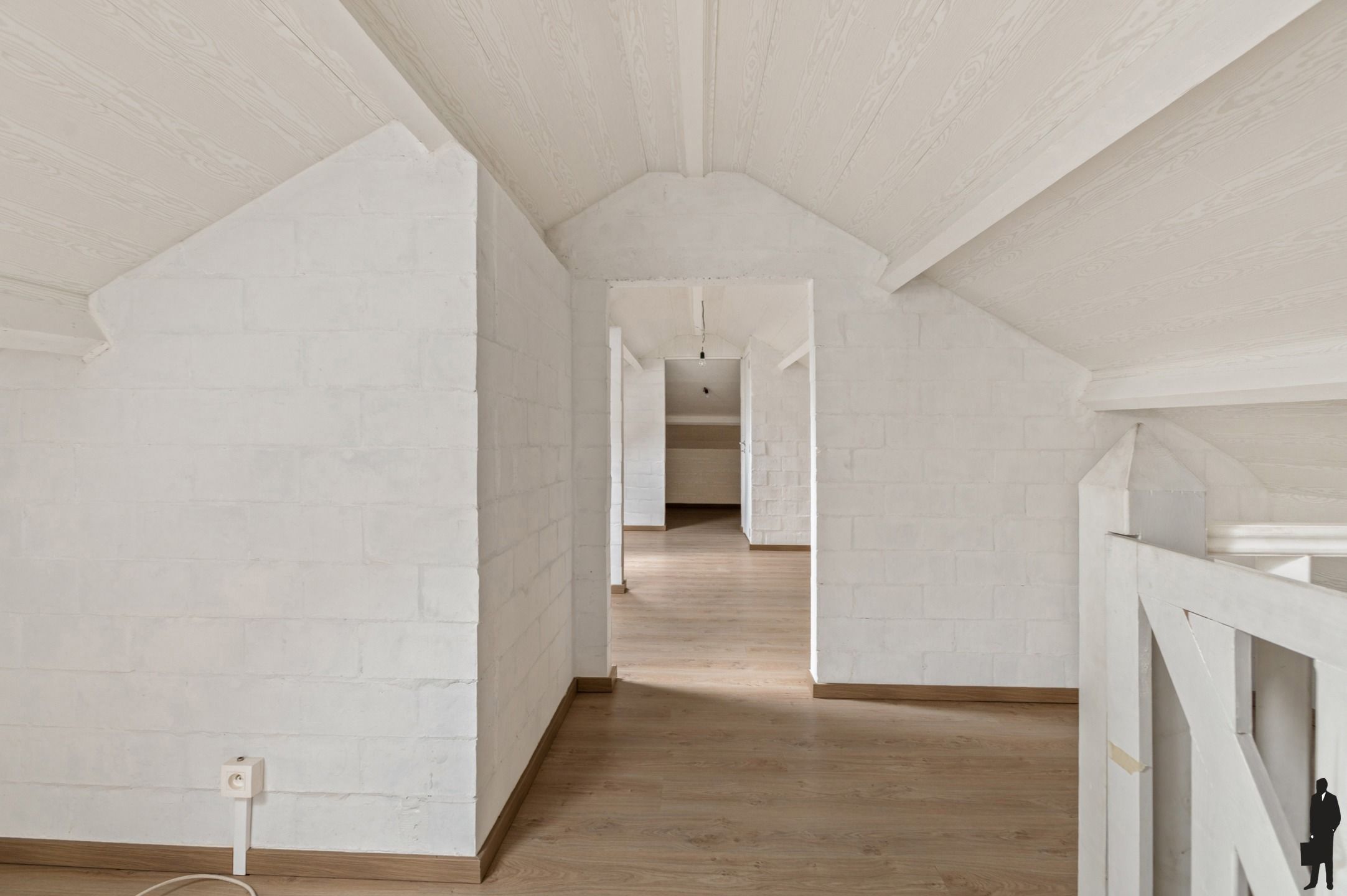 Provençaalse gelijkvloers villa op prachtig perceel van ca. 2.316 m² op de grens met Schilde. foto 21