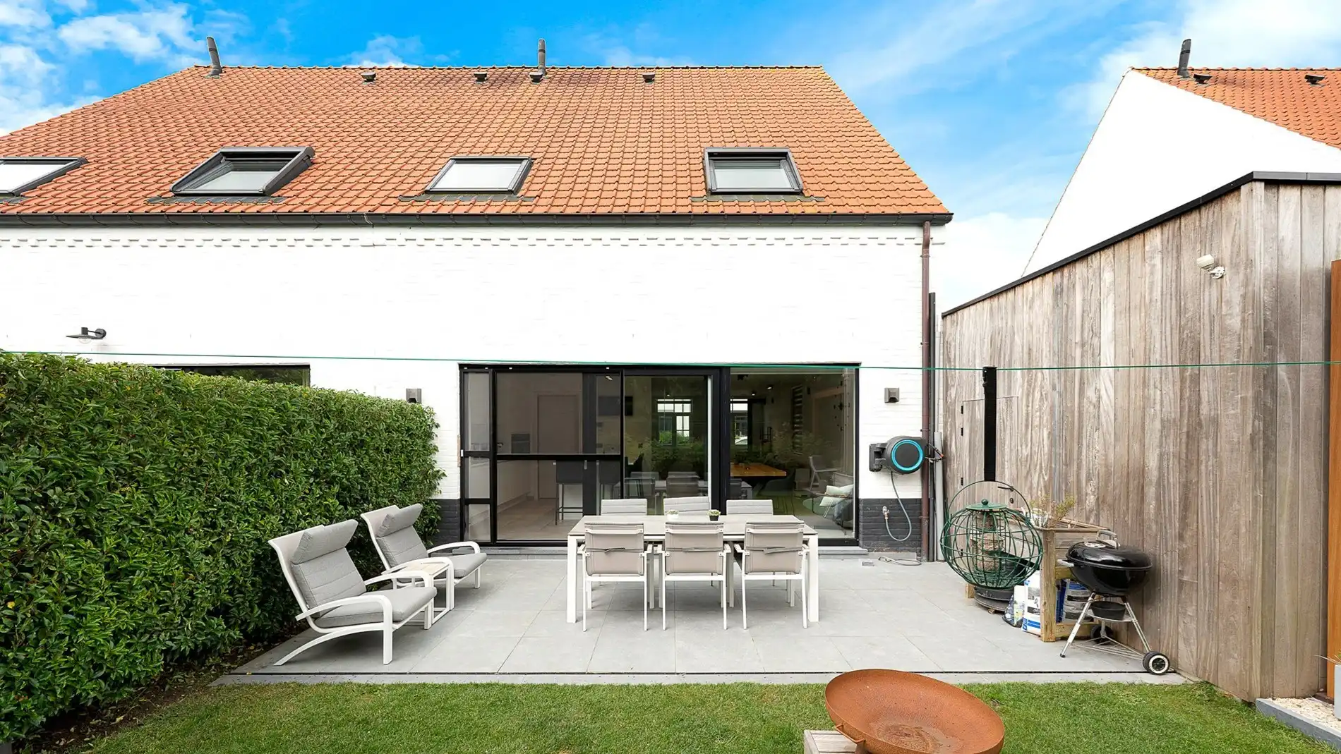 Recente woning met parking en tuin te Moerkerke-Damme foto 16