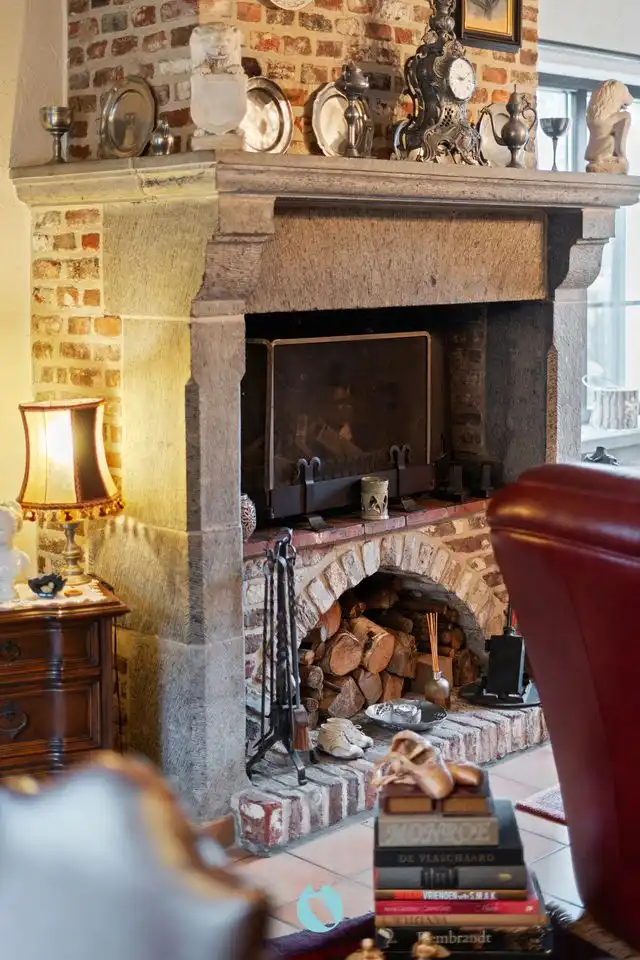 Charmante woning met riante tuin op een perceel van 1.061 m² in een rustige verkaveling te Evergem. foto 9