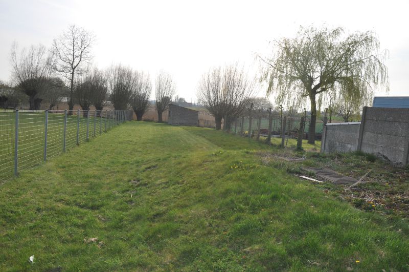 Rustig gelegen gerenoveerde woning met ruime tuin en garage. foto 12