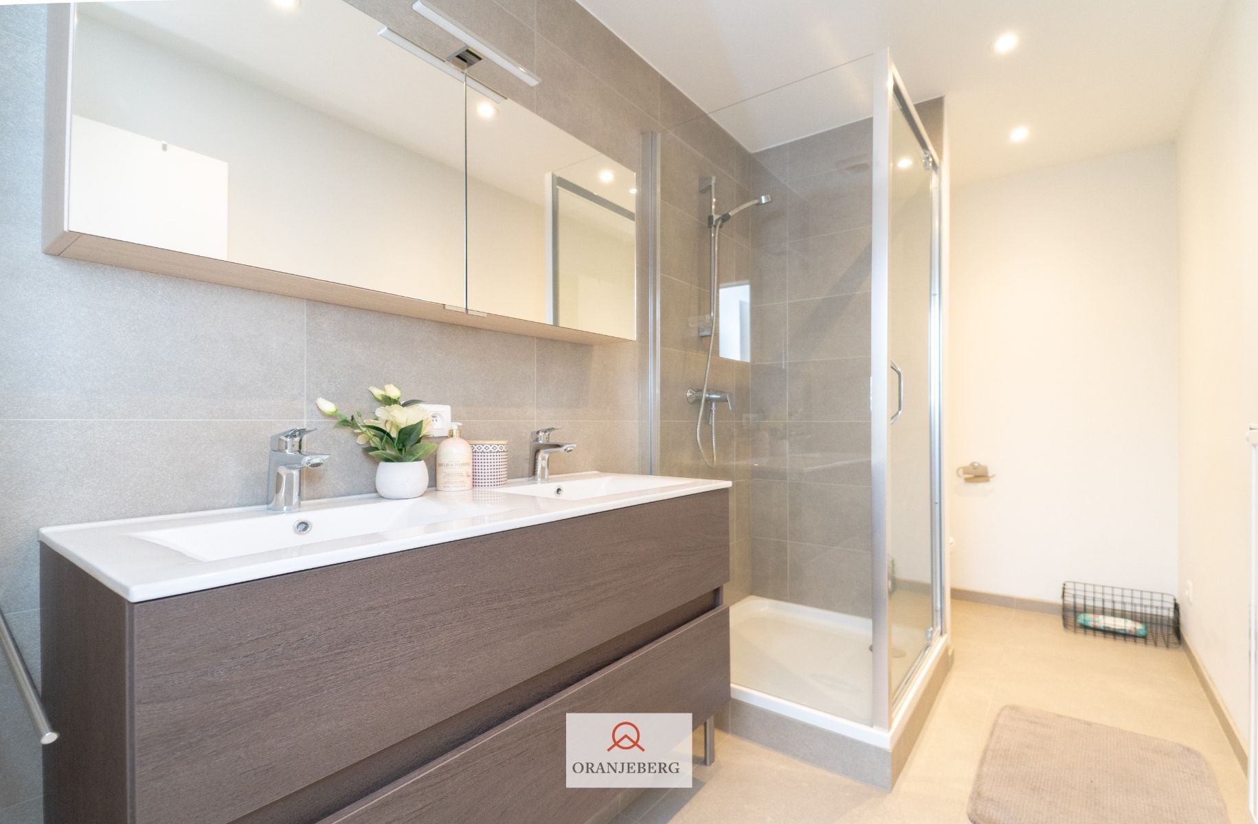 Lichtrijk en ruim appartement nabij Gent-centrum foto 37