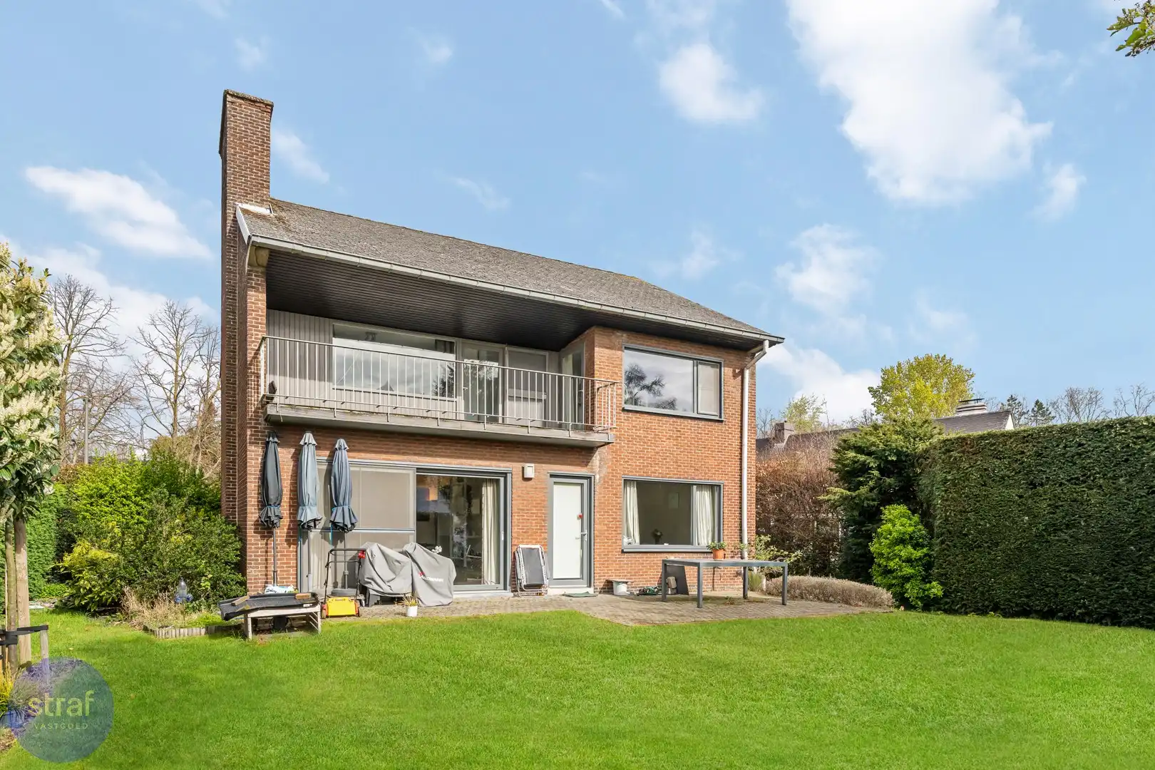 Villa met 4 slaapkamers en zuidtuin in doorlopend straatje foto 2