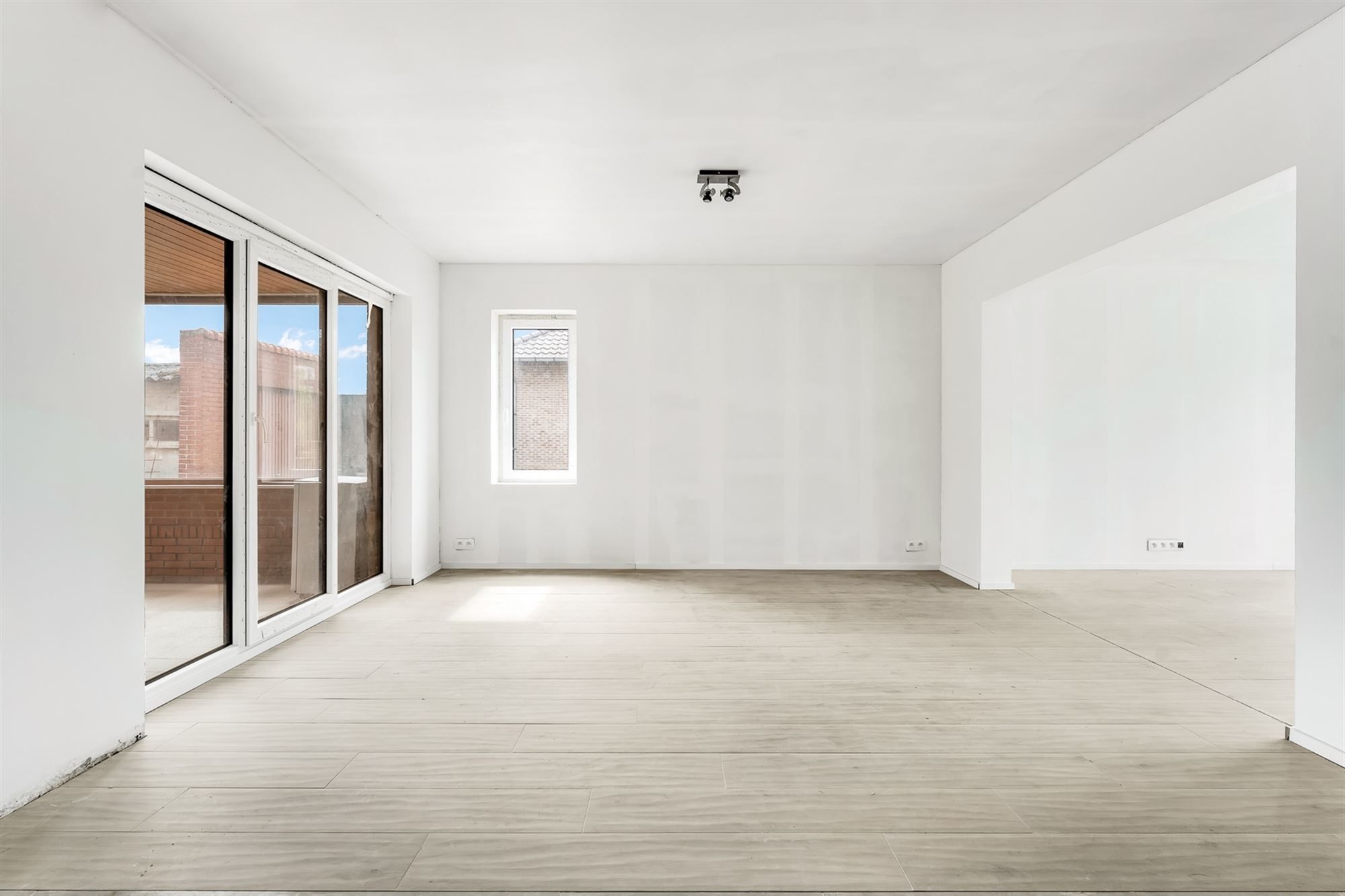 GERENOVEERDE, ENERGIEZUINIGE WONING OP PRACHTIGE LIGGING! foto 5