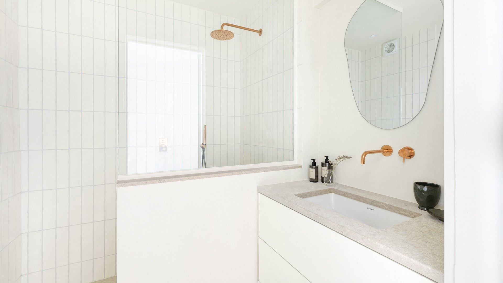 Smaakvol  2-slaapkamerappartement nabij het Zoute foto 16