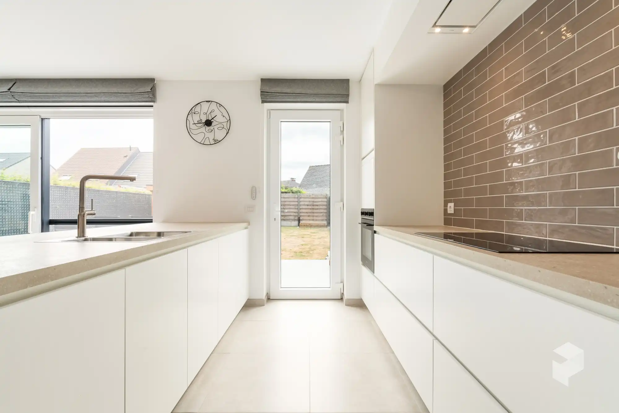 Recente (bj. 2023) royale woning  met 3 grote SLPK en tuin op uiterst rustige locatie (ENERGIELABEL A) foto 9