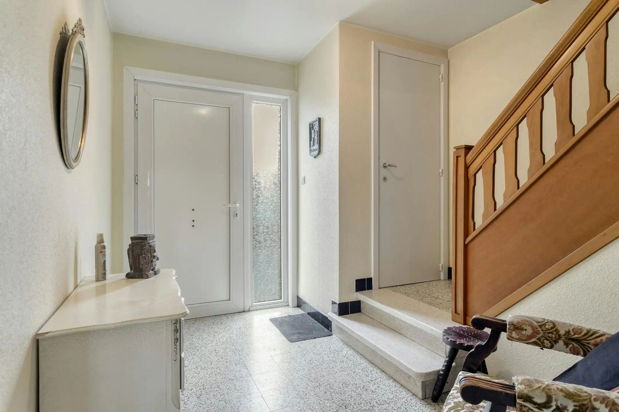 Te renoveren gezinswoning met leuke tuin in Geluwe foto 2