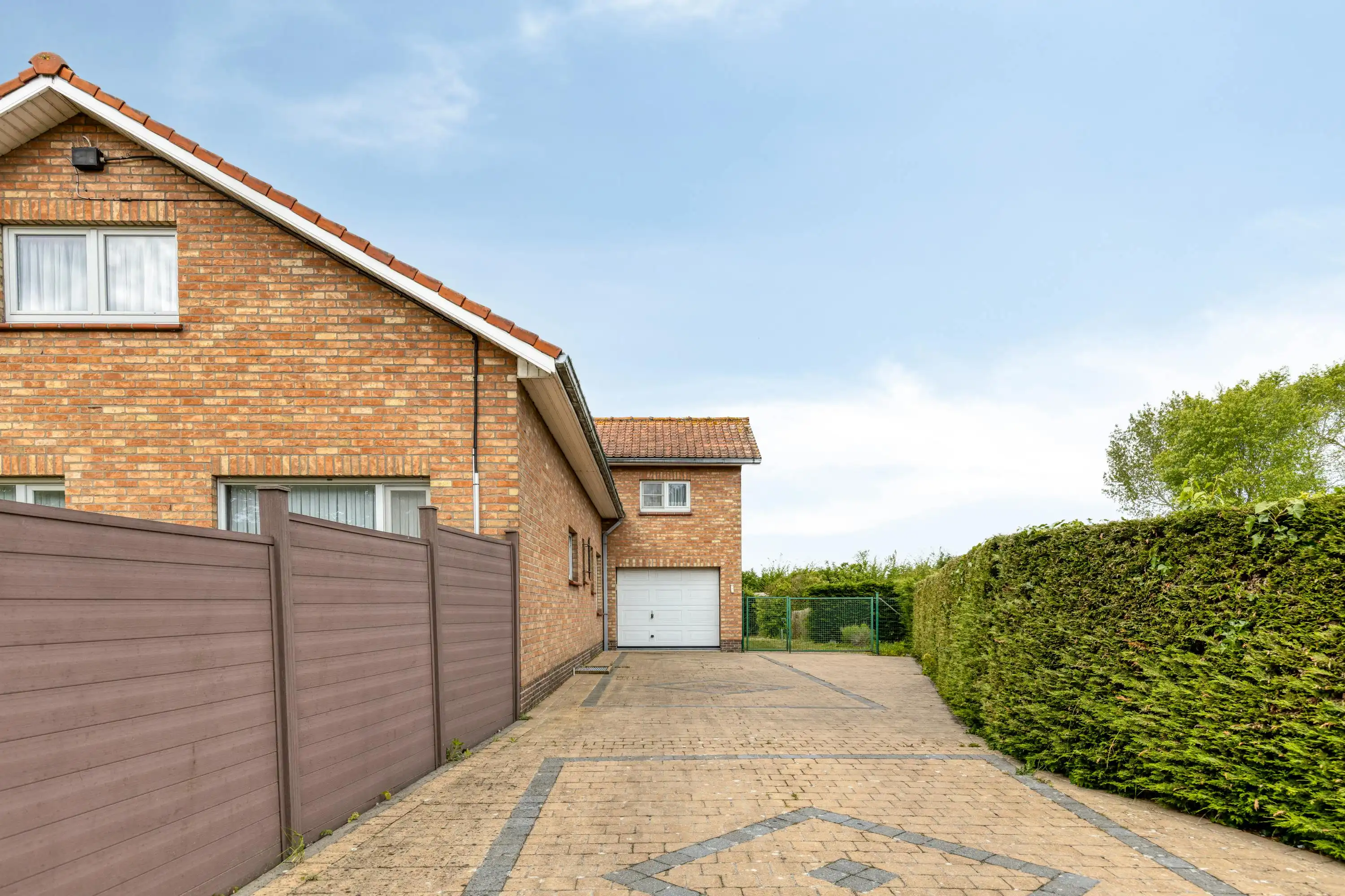 Gelijkvloerse villa met ruime tuin op een perceel van 2113m² foto 25