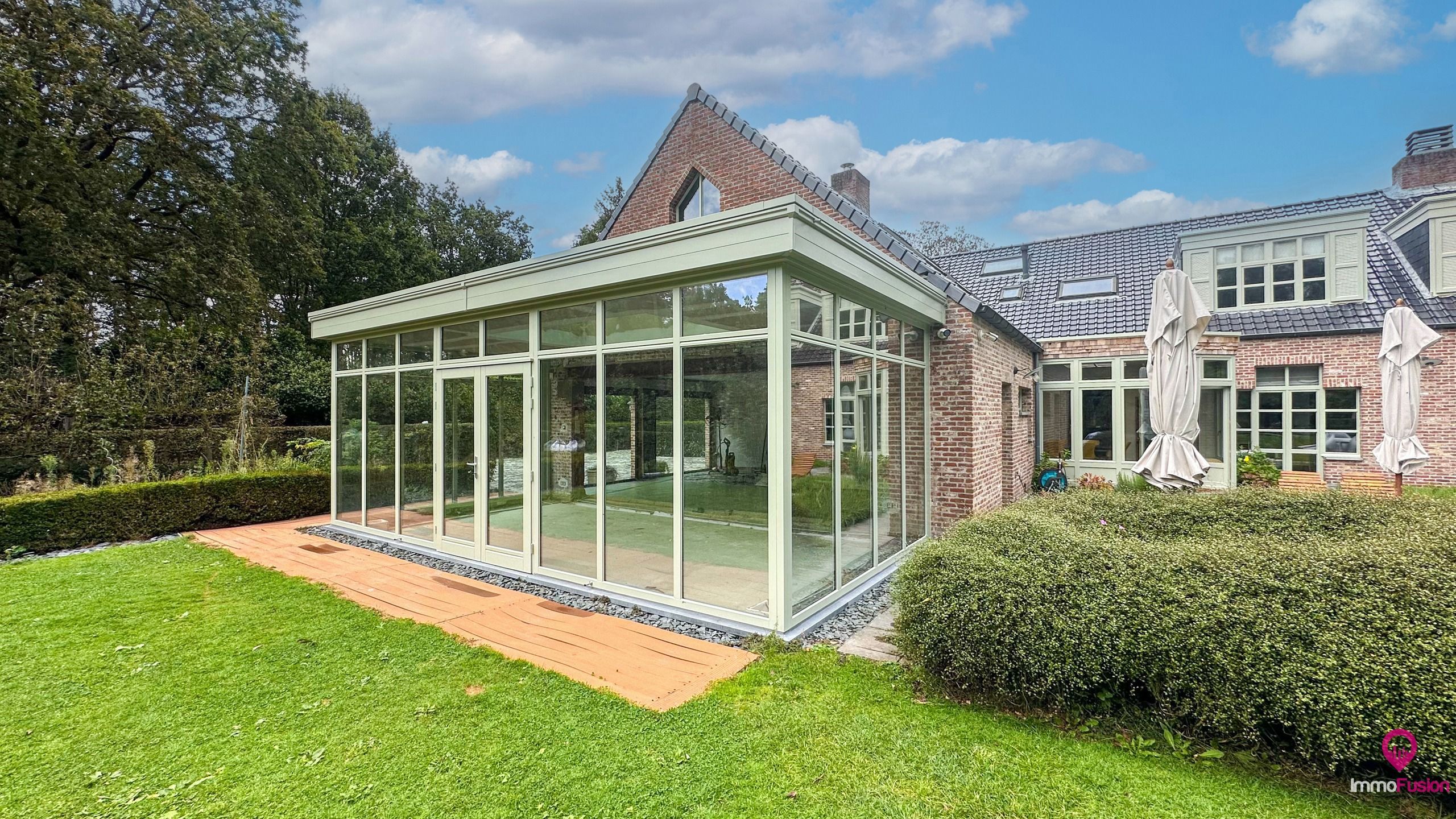 Uitzonderlijk gelegen villa met 5 slpks + zwembad op 1,97ha! foto 80