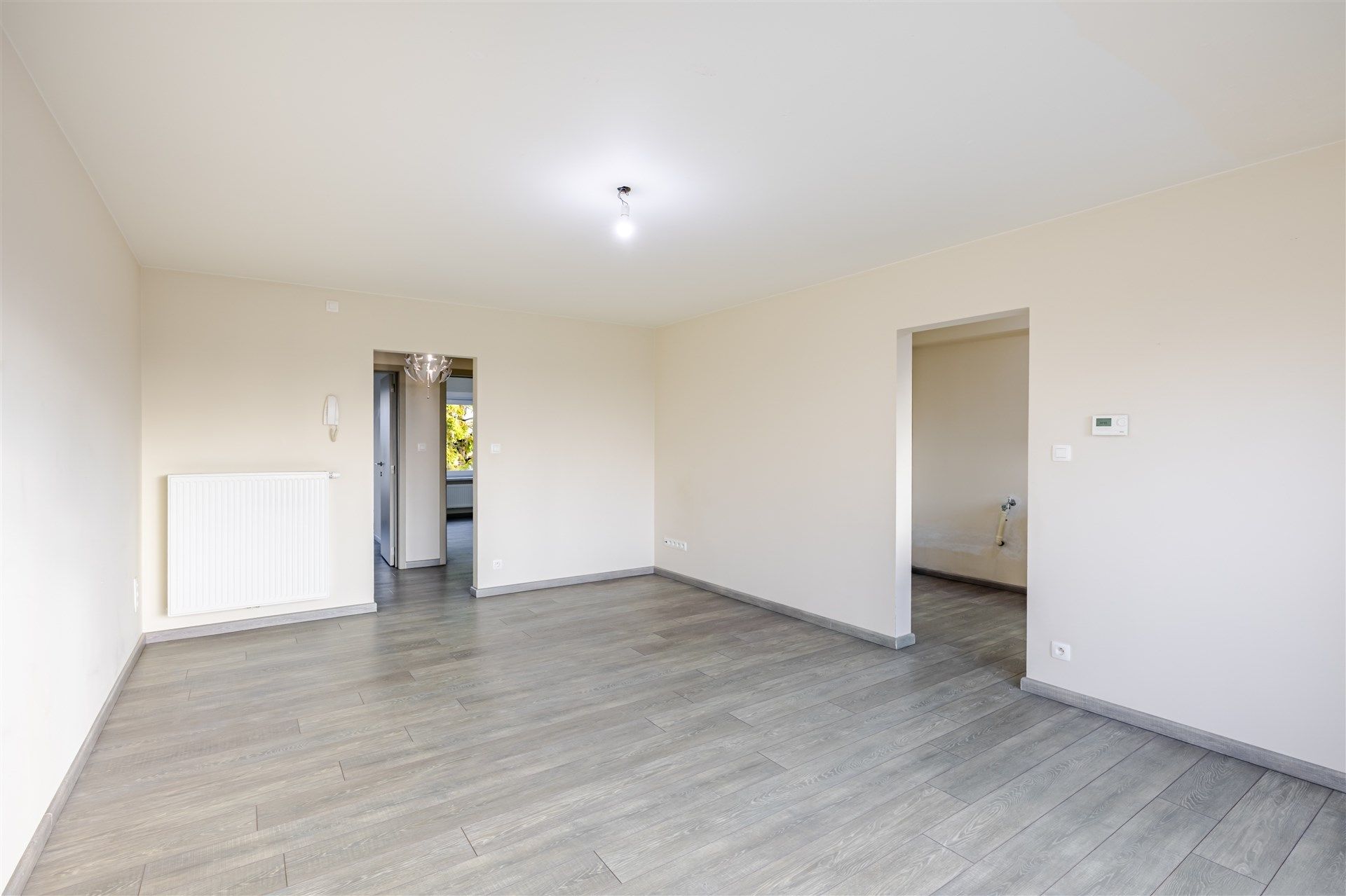 Gunstig gelegen 2 slaapkamer appartement met terras foto 7