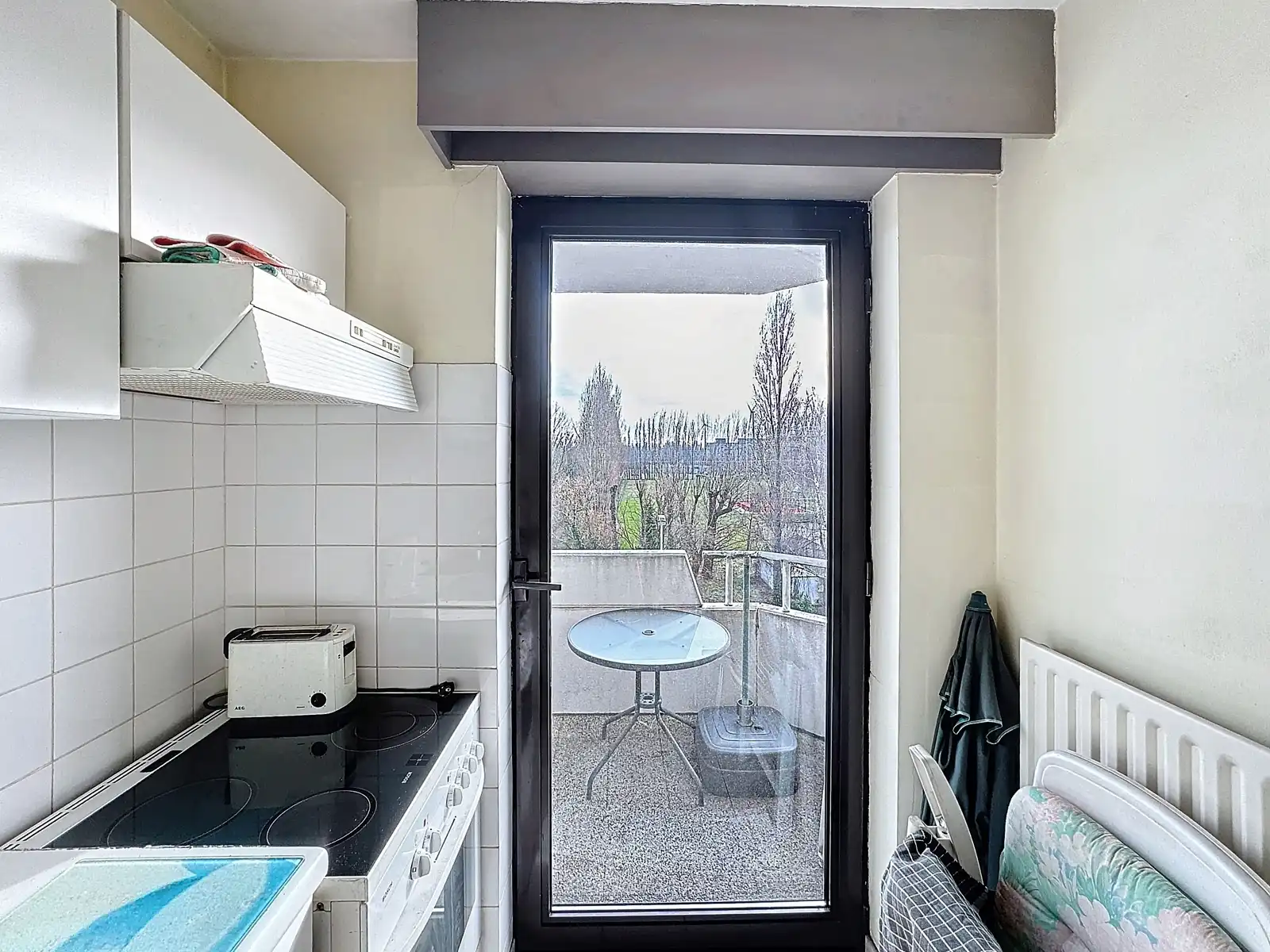 Zonnig appartement in een groene omgeving met Z-terras foto 5