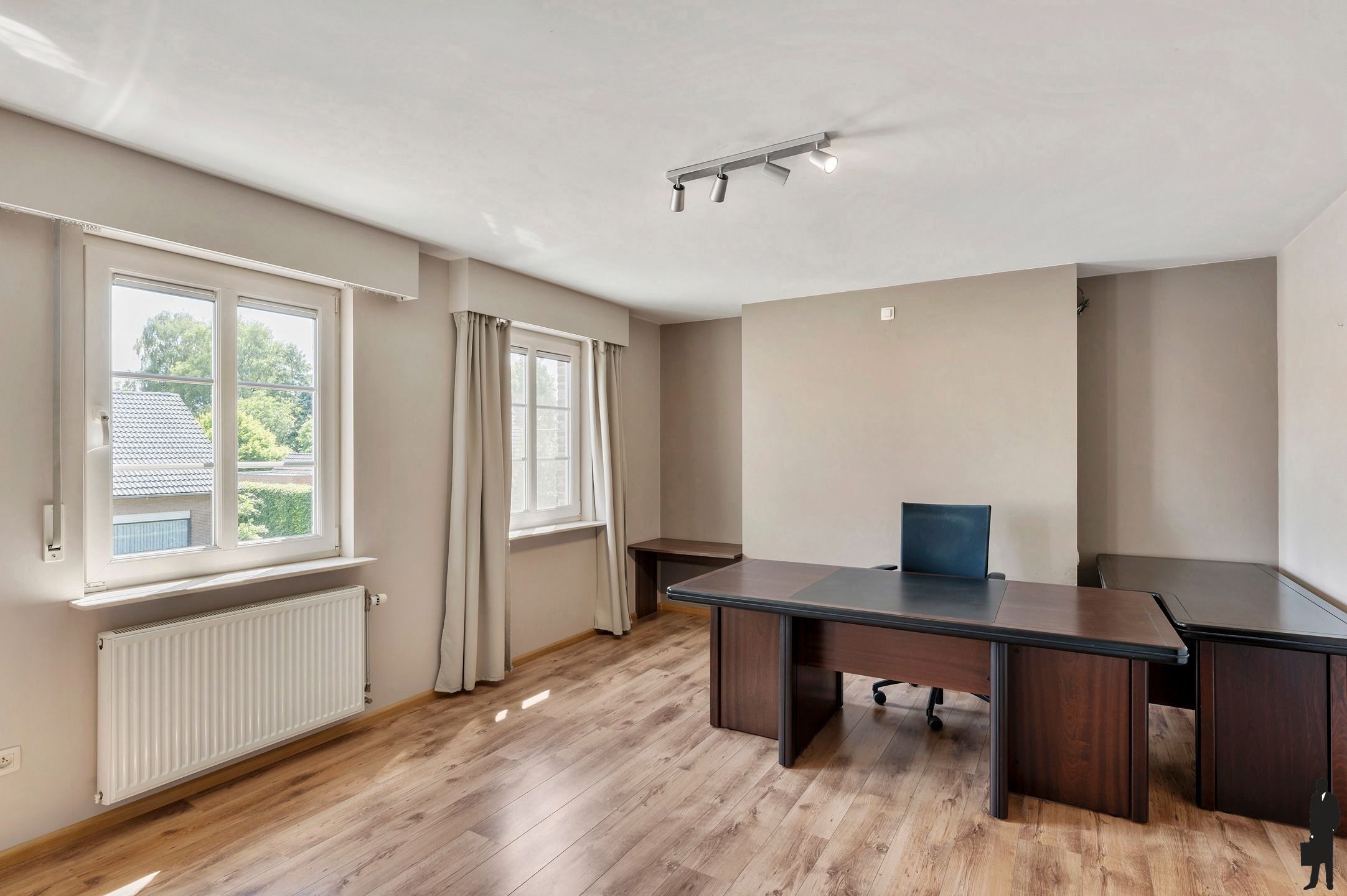 Ruime landelijke woning met tijdloze architectuur foto 10
