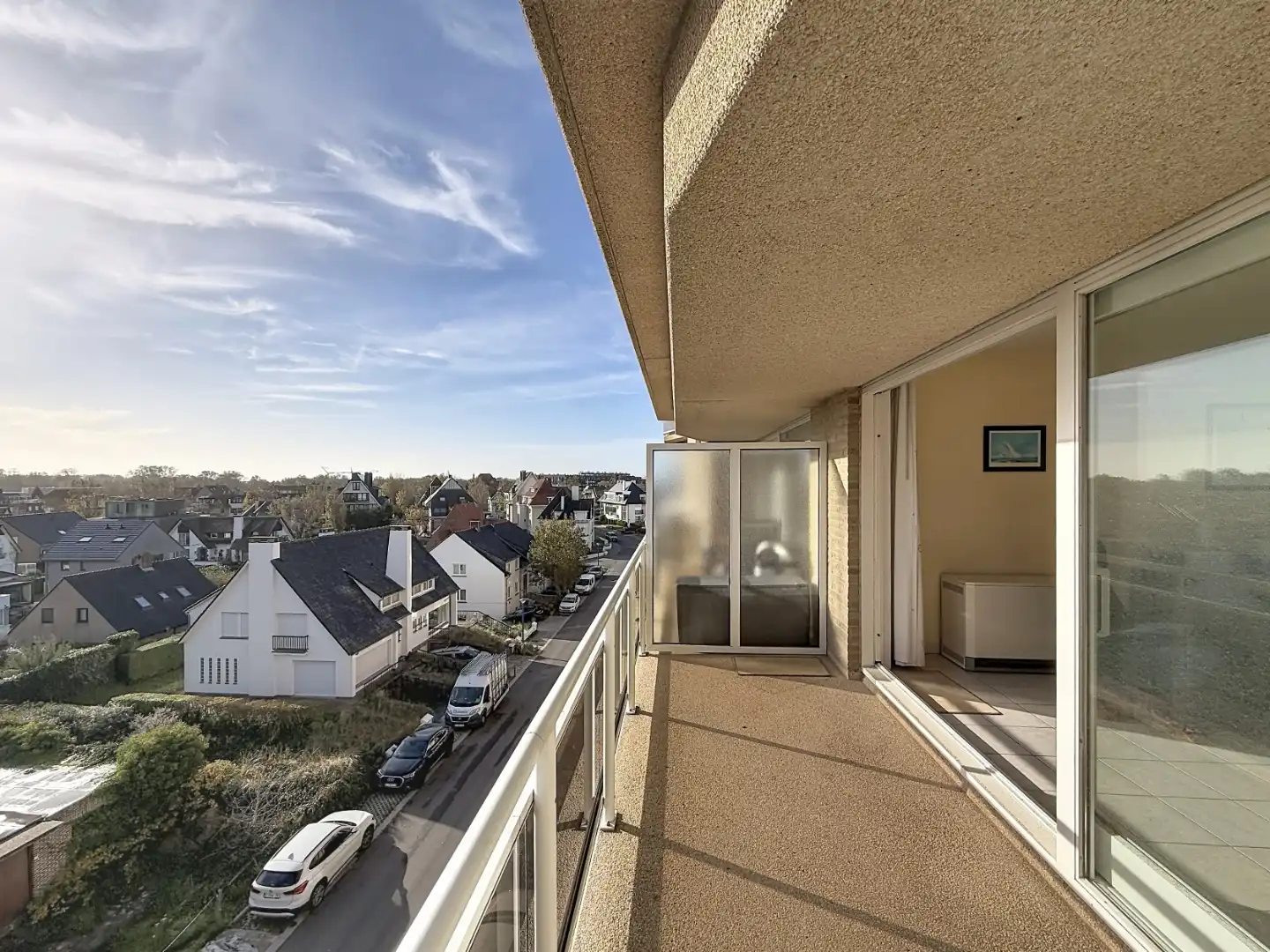 Instapklaar appartement met zongericht terras te Koksijde foto 4