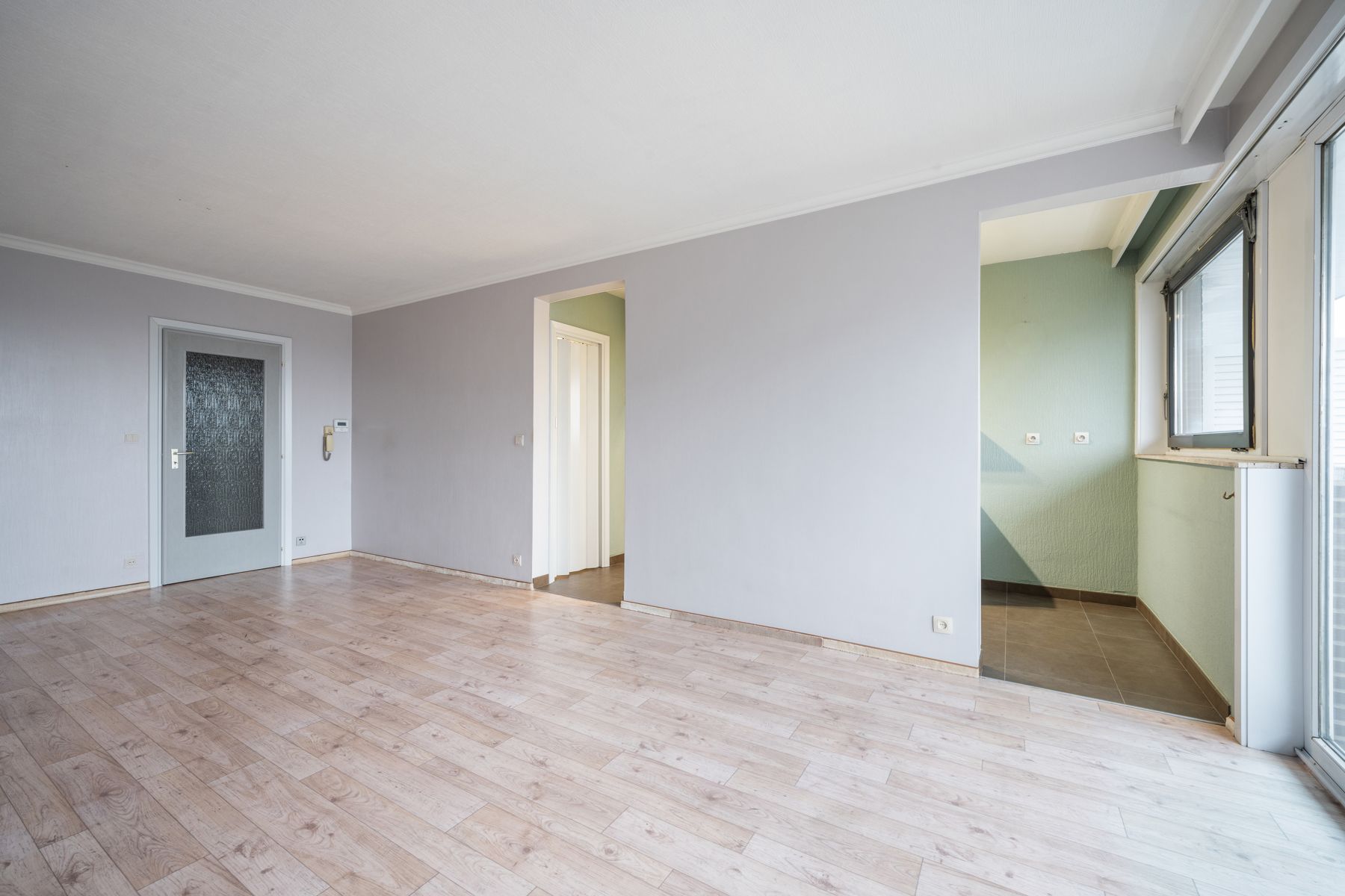 Leuk appartement met 2 slaapkamers en garage foto 5