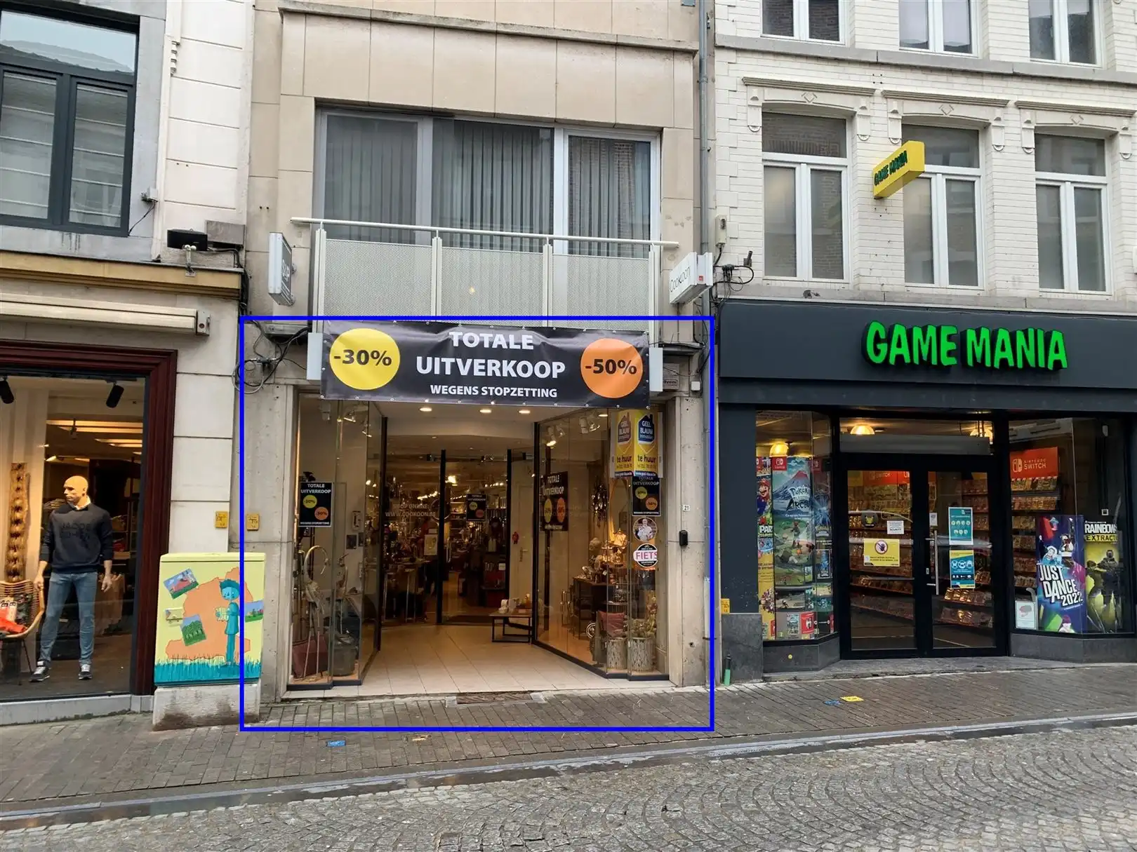 Handelspand in centrum Sint-Truiden foto {{pictureIndex}}